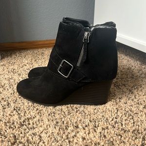 wedge boots